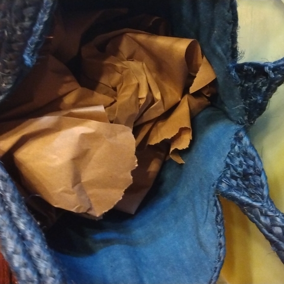 Susie Essential Handbag - Picture 7 of 8